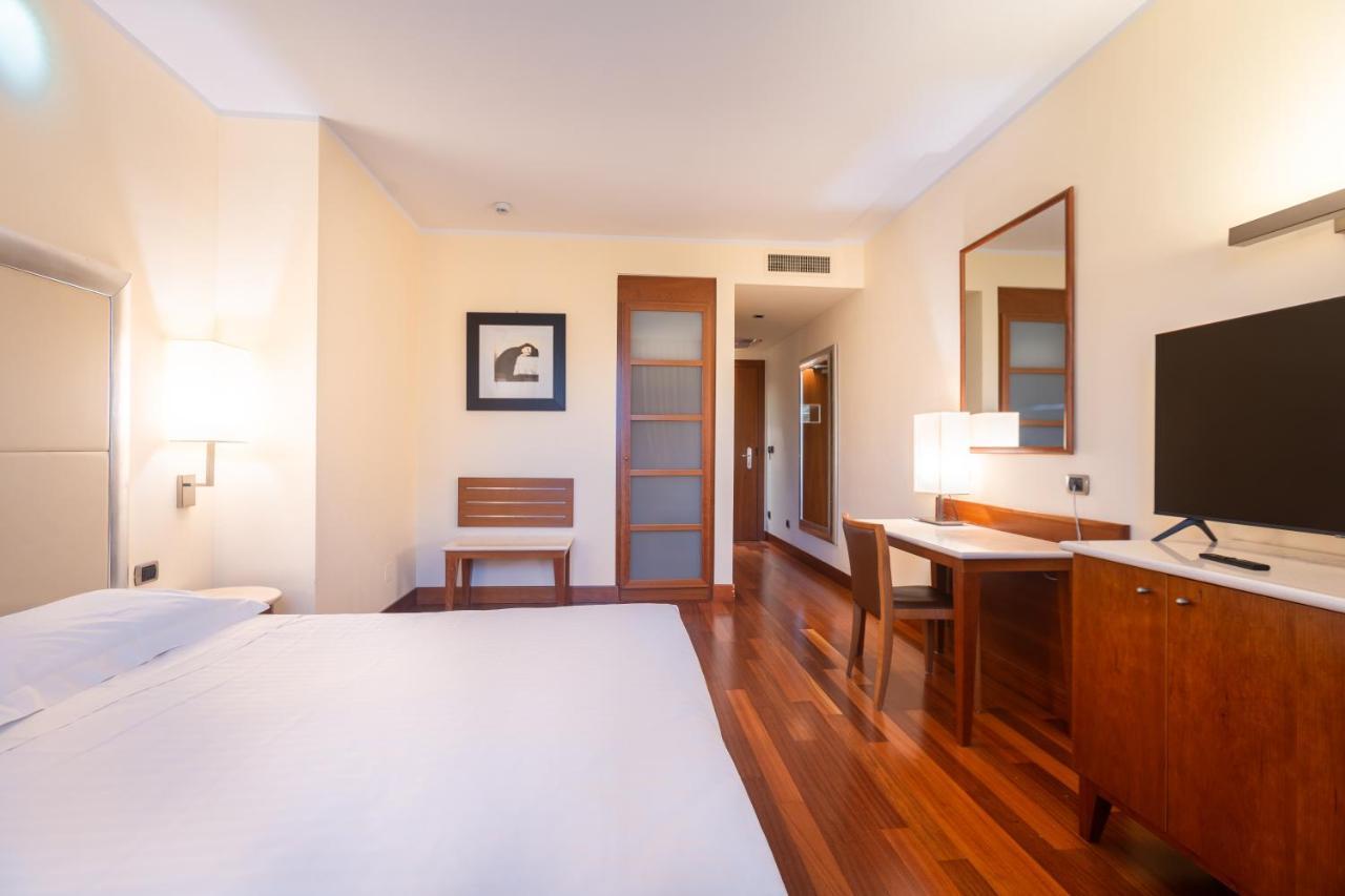 Hotel Airone - Ombrellone Incluso Al Bagno Dolce Vita A Marina Dal 1 Giugno Al 15 Settembre غروسيتو المظهر الخارجي الصورة