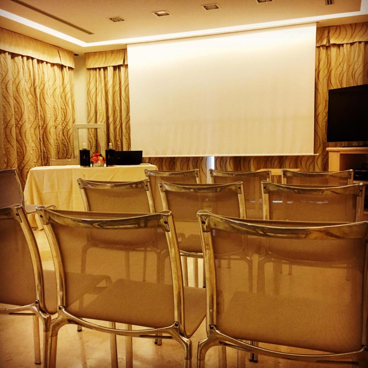Hotel Airone - Ombrellone Incluso Al Bagno Dolce Vita A Marina Dal 1 Giugno Al 15 Settembre غروسيتو المظهر الخارجي الصورة