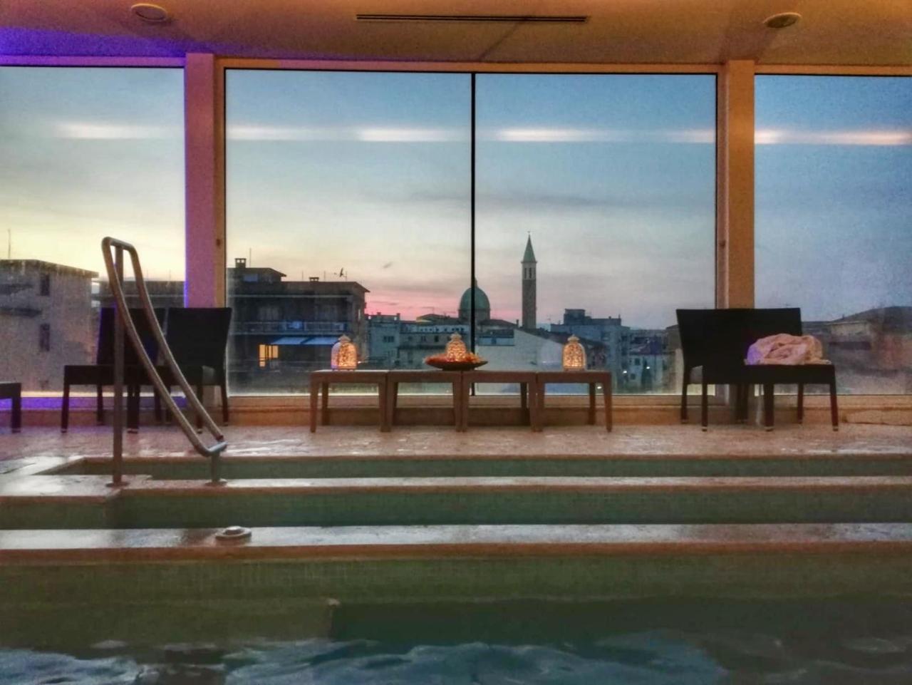 Hotel Airone - Ombrellone Incluso Al Bagno Dolce Vita A Marina Dal 1 Giugno Al 15 Settembre غروسيتو المظهر الخارجي الصورة